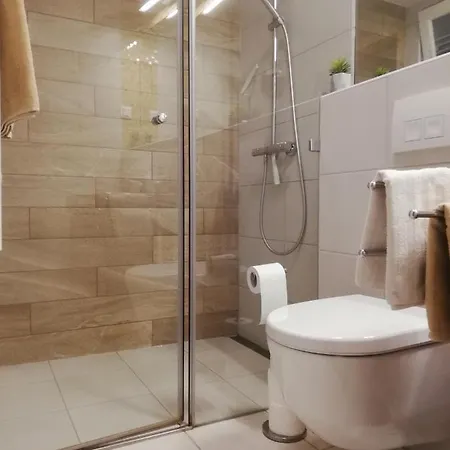 Embassy Citypark Lejlighed *